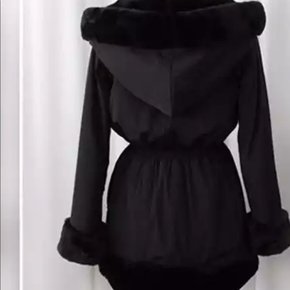 Coats - Picture 4 of 6